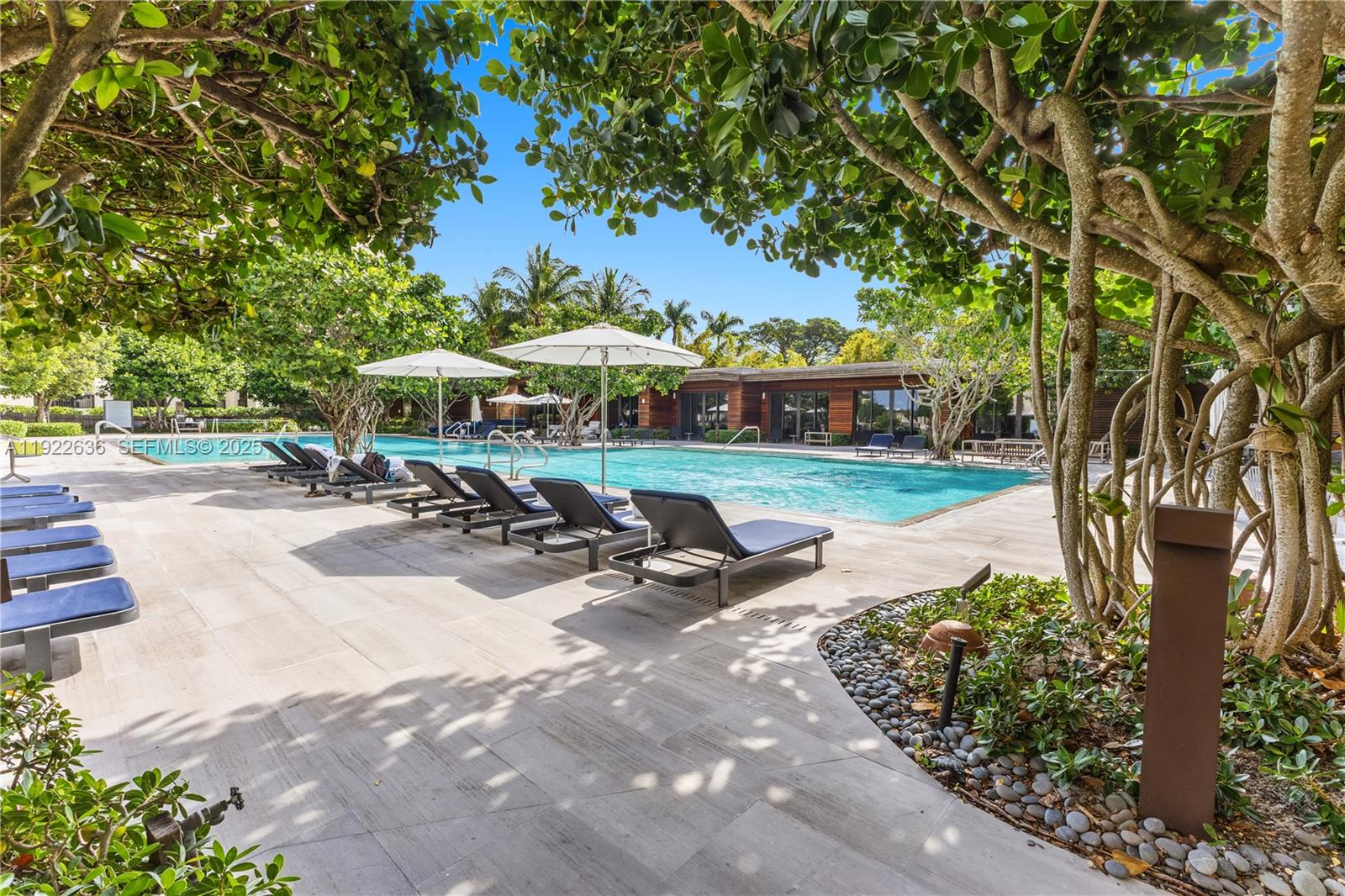 6800 Fisher Island Dr # 6842