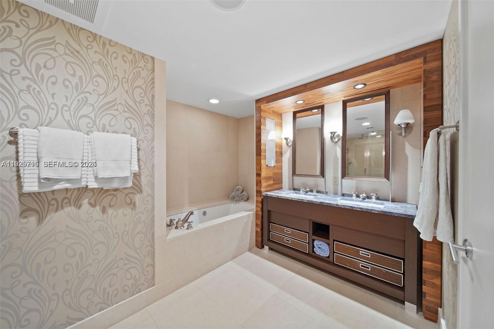 6899 Collins Ave # 1801