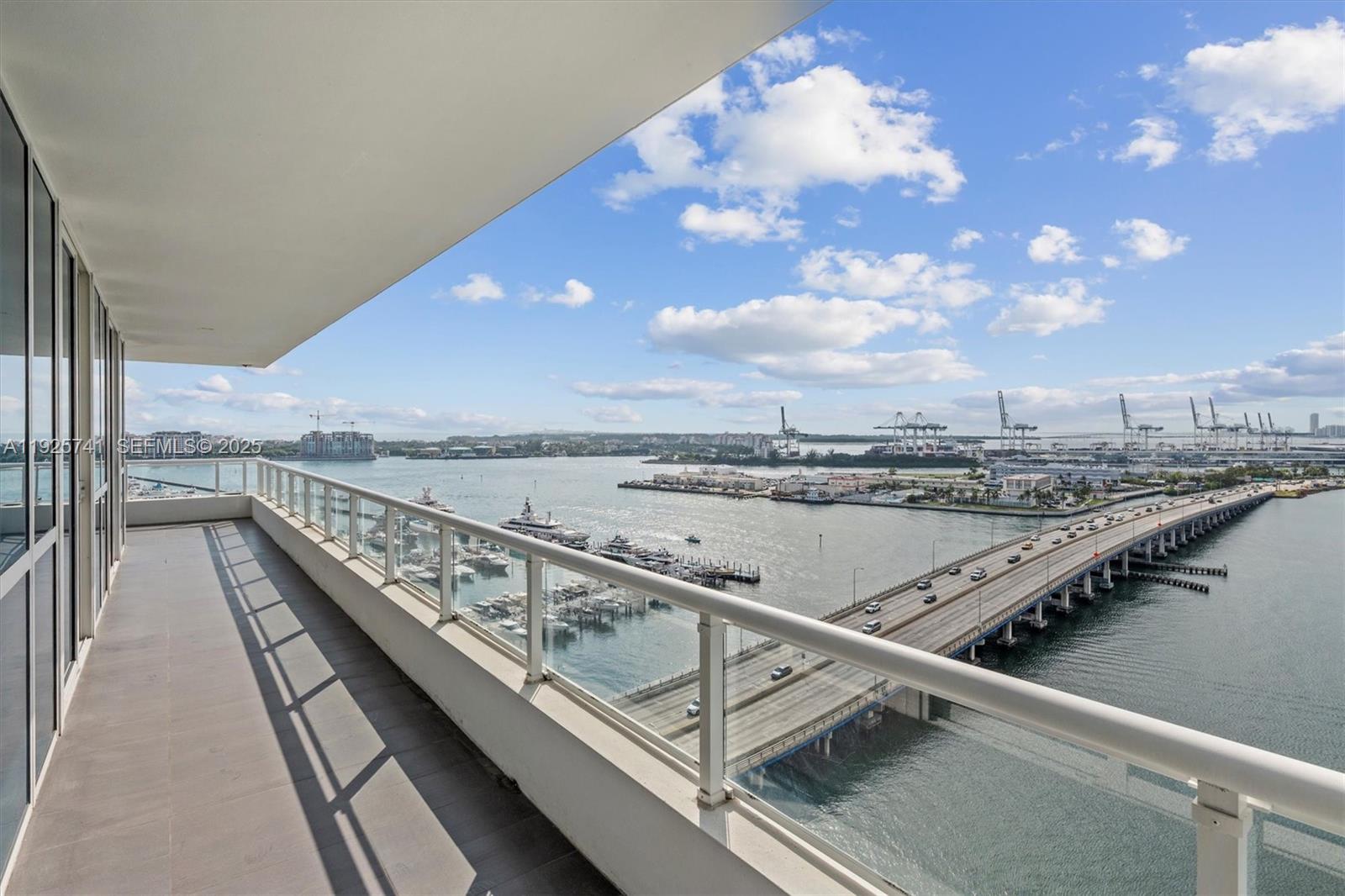 520 West Ave # 1701