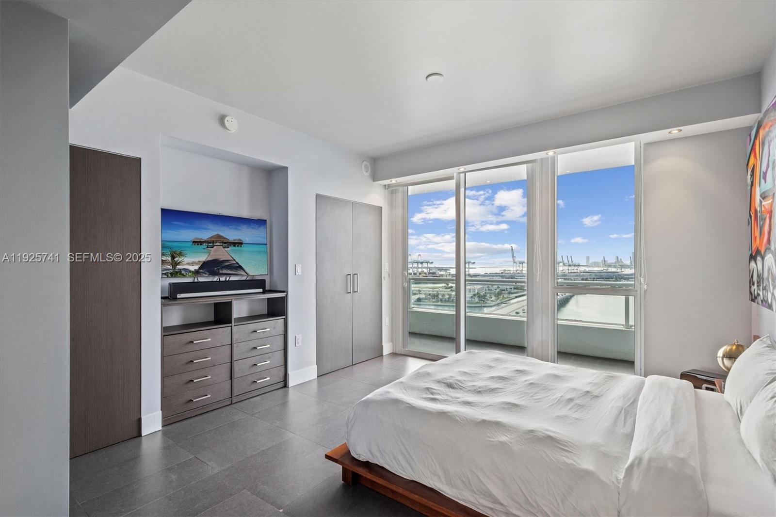 520 West Ave # 1701