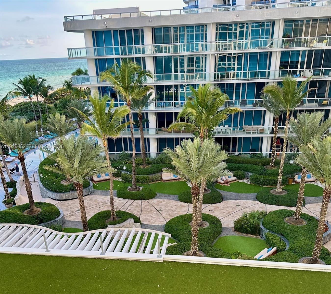 6801 Collins Ave Unit: 614 (legal 609)