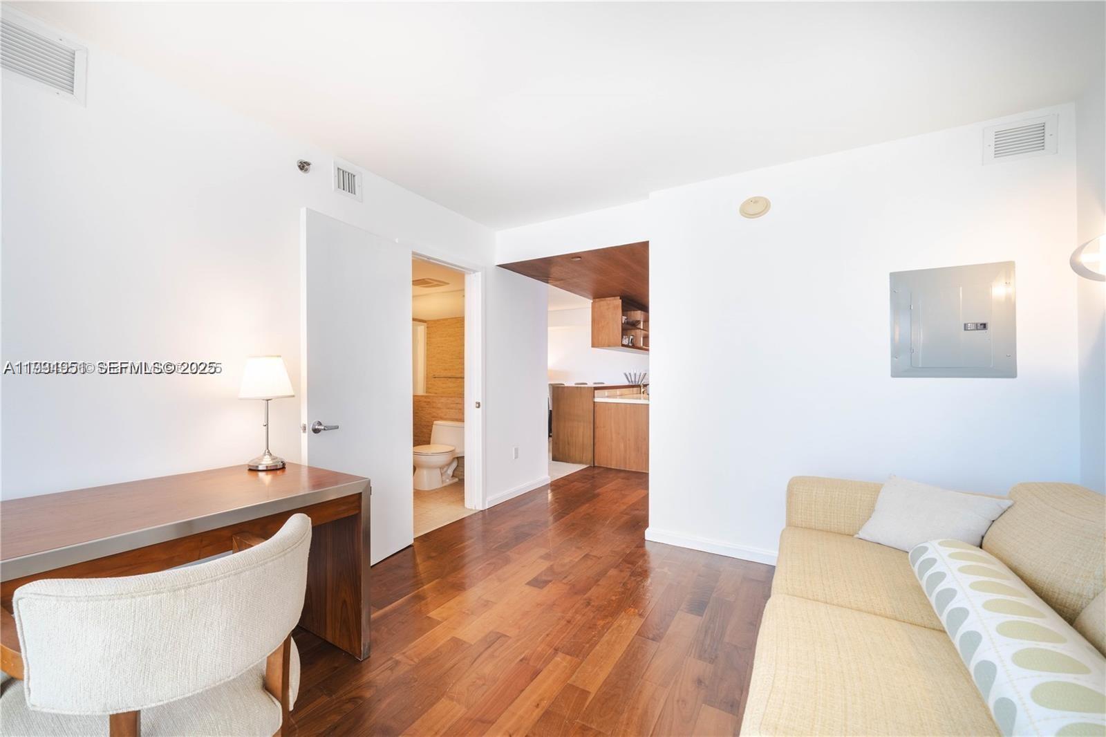 50 Biscayne Blvd # 602