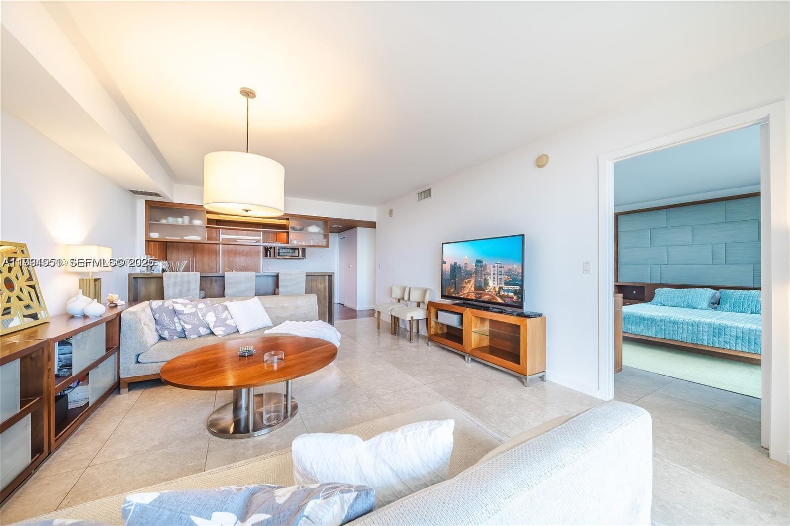 50 Biscayne Blvd # 602