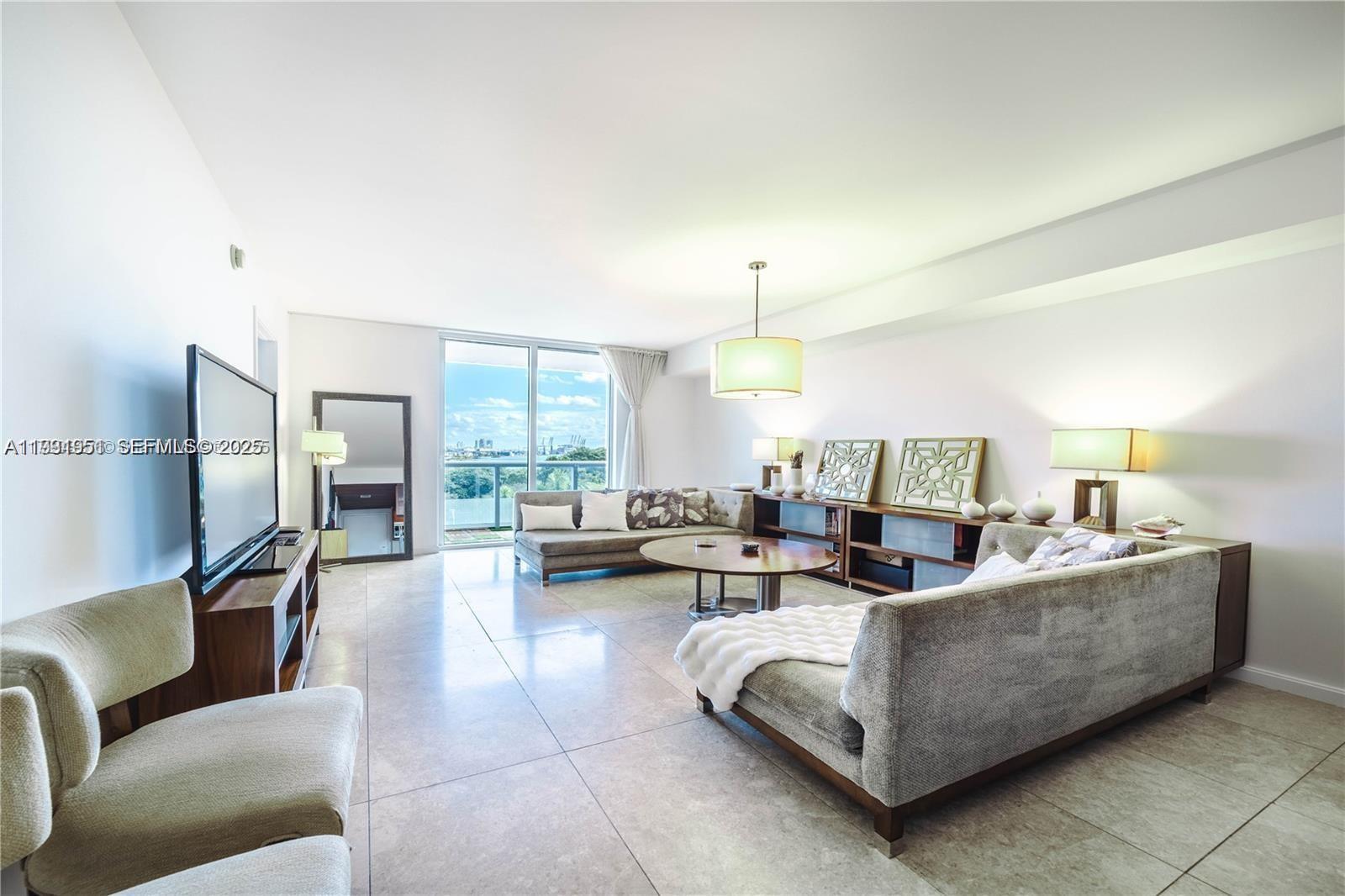 50 Biscayne Blvd # 602