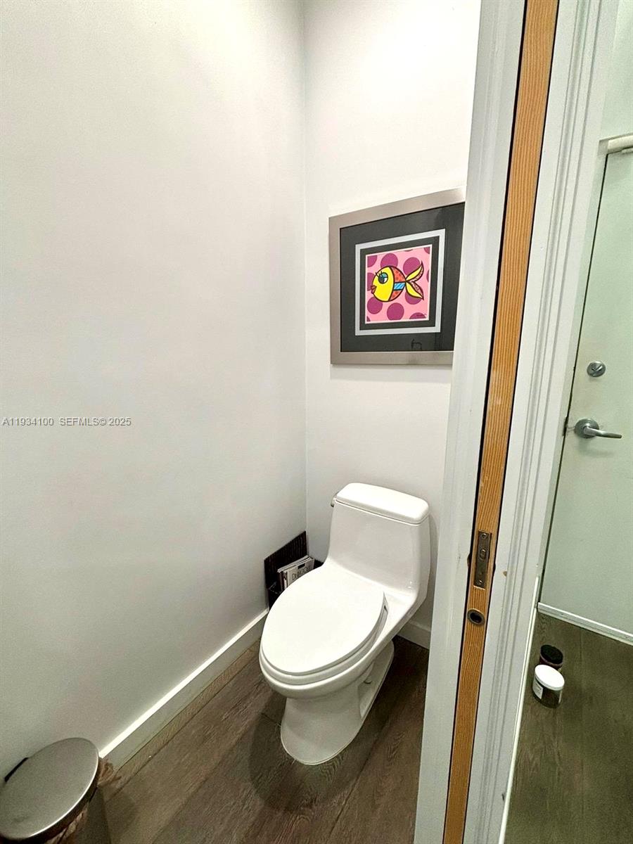 221 Jefferson Ave # 4