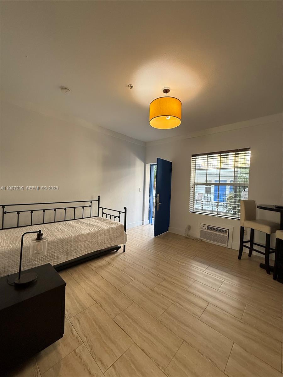 1330 Pennsylvania Ave # 203