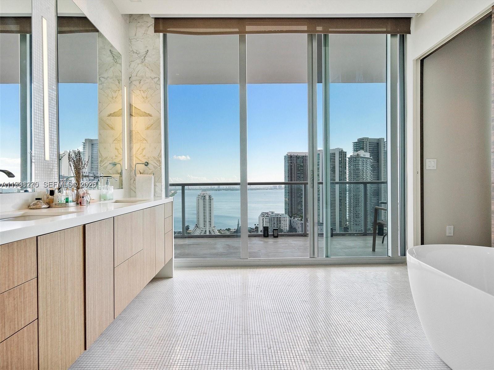 3470 E Coast Ave Unit: PH207