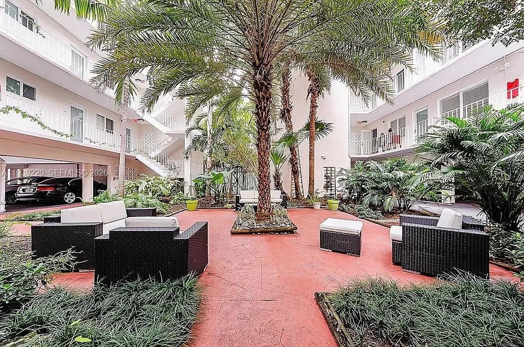 1420 Pennsylvania Ave # 210