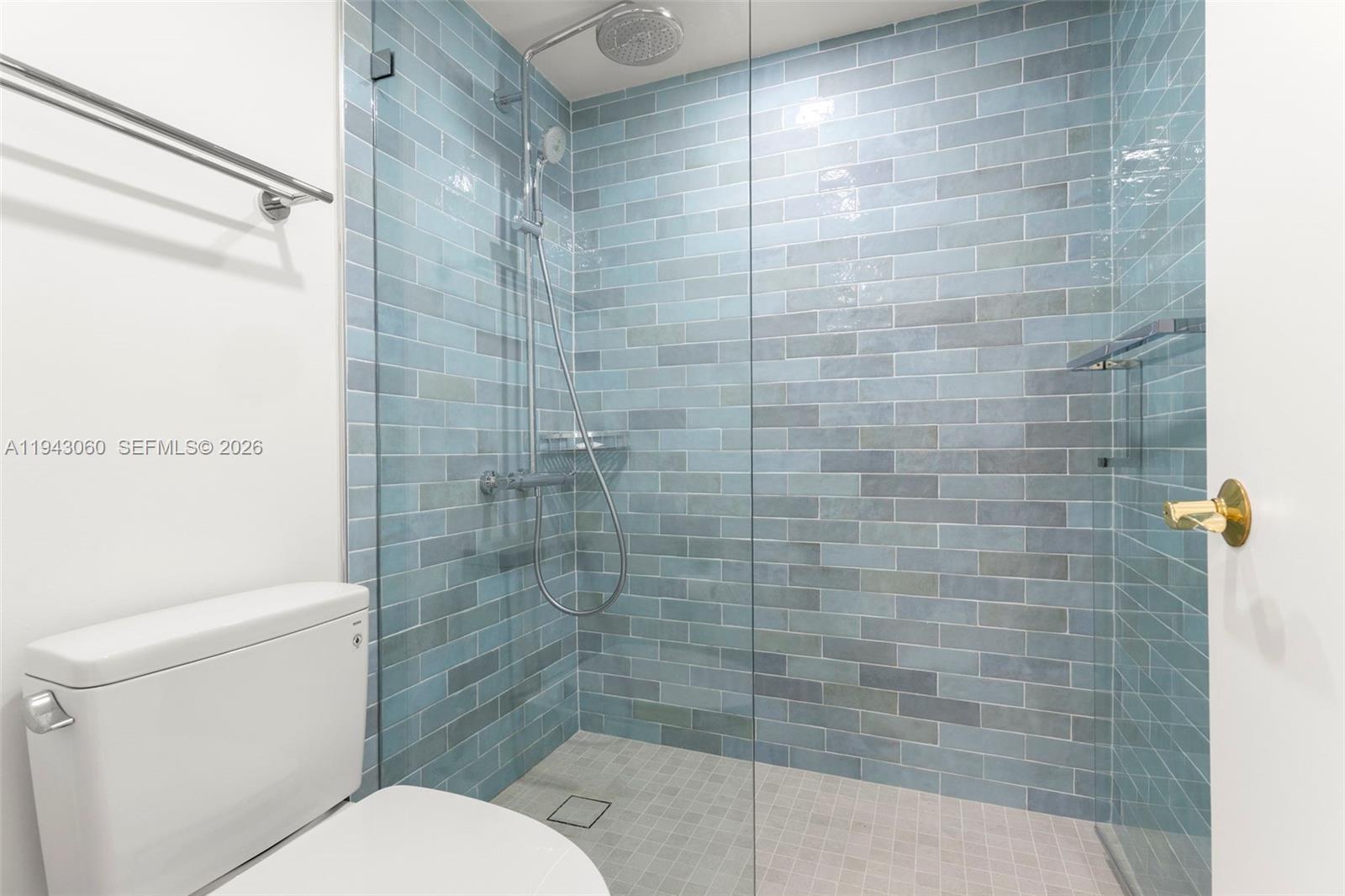 6767 Collins Ave # 1905