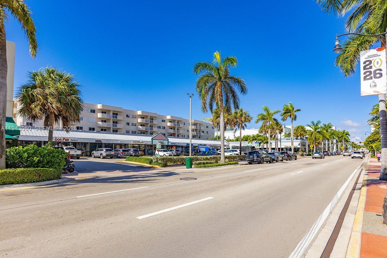 6767 Collins Ave # 1905