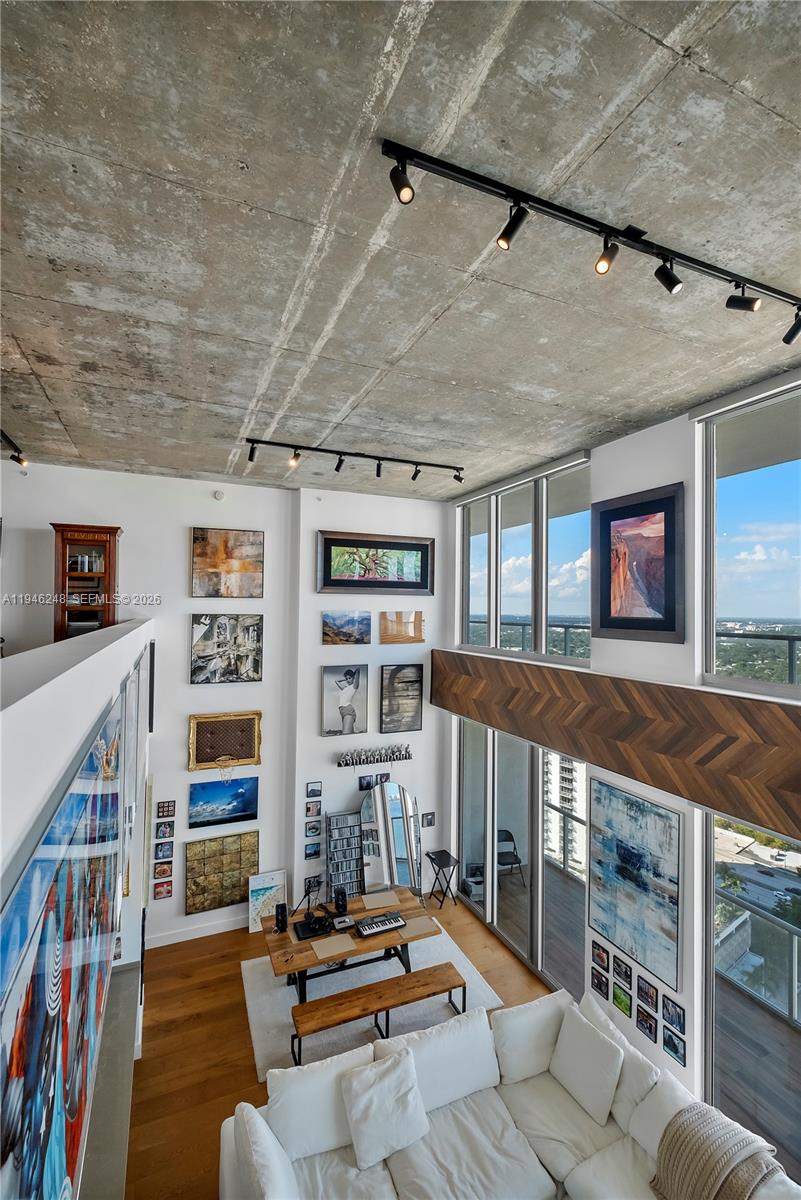 3470 E Coast Ave Unit: PH202