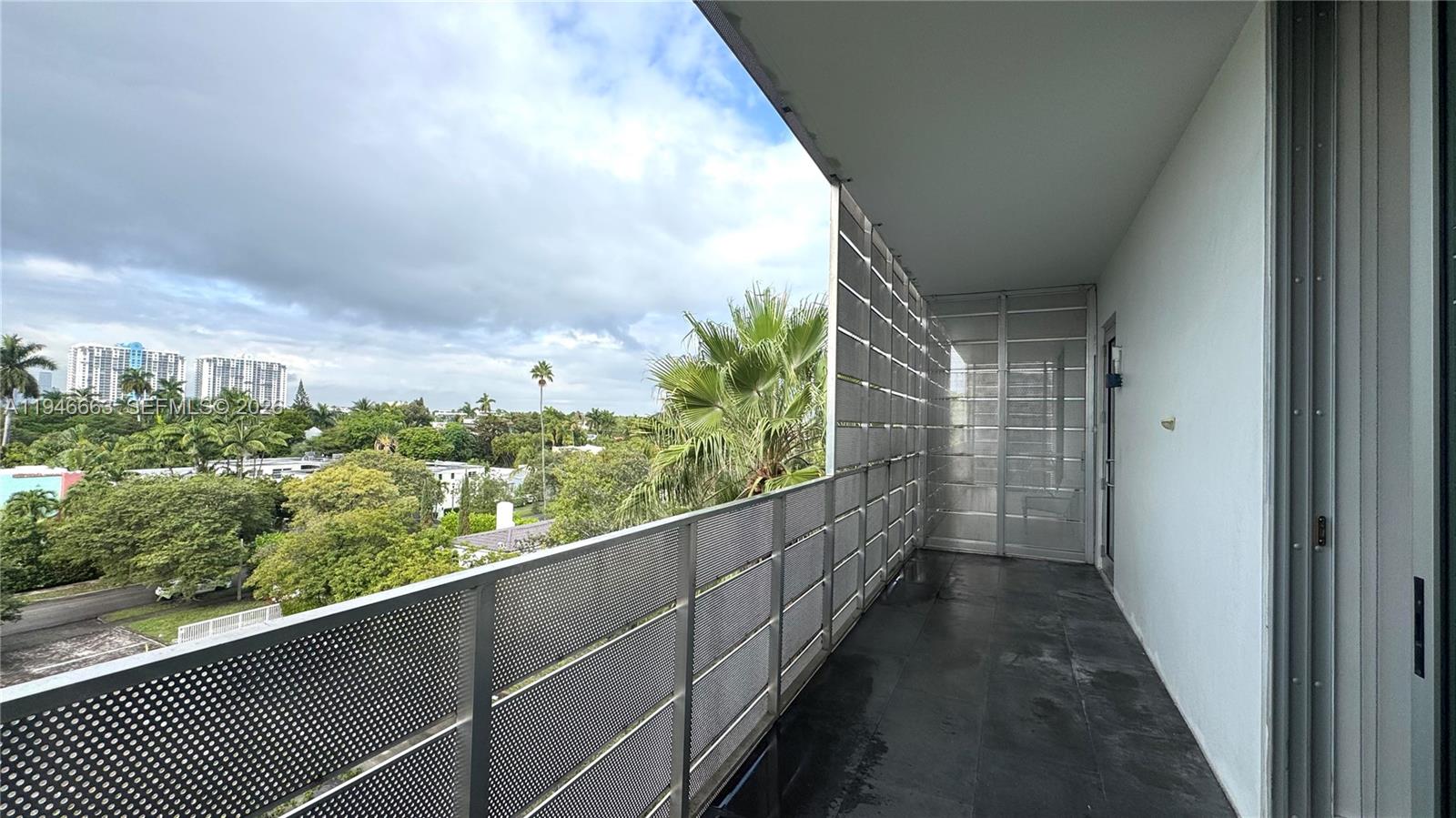 1700 Meridian Ave # 506