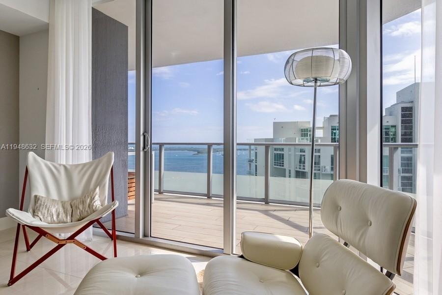1300 Brickell Bay Dr # 2803
