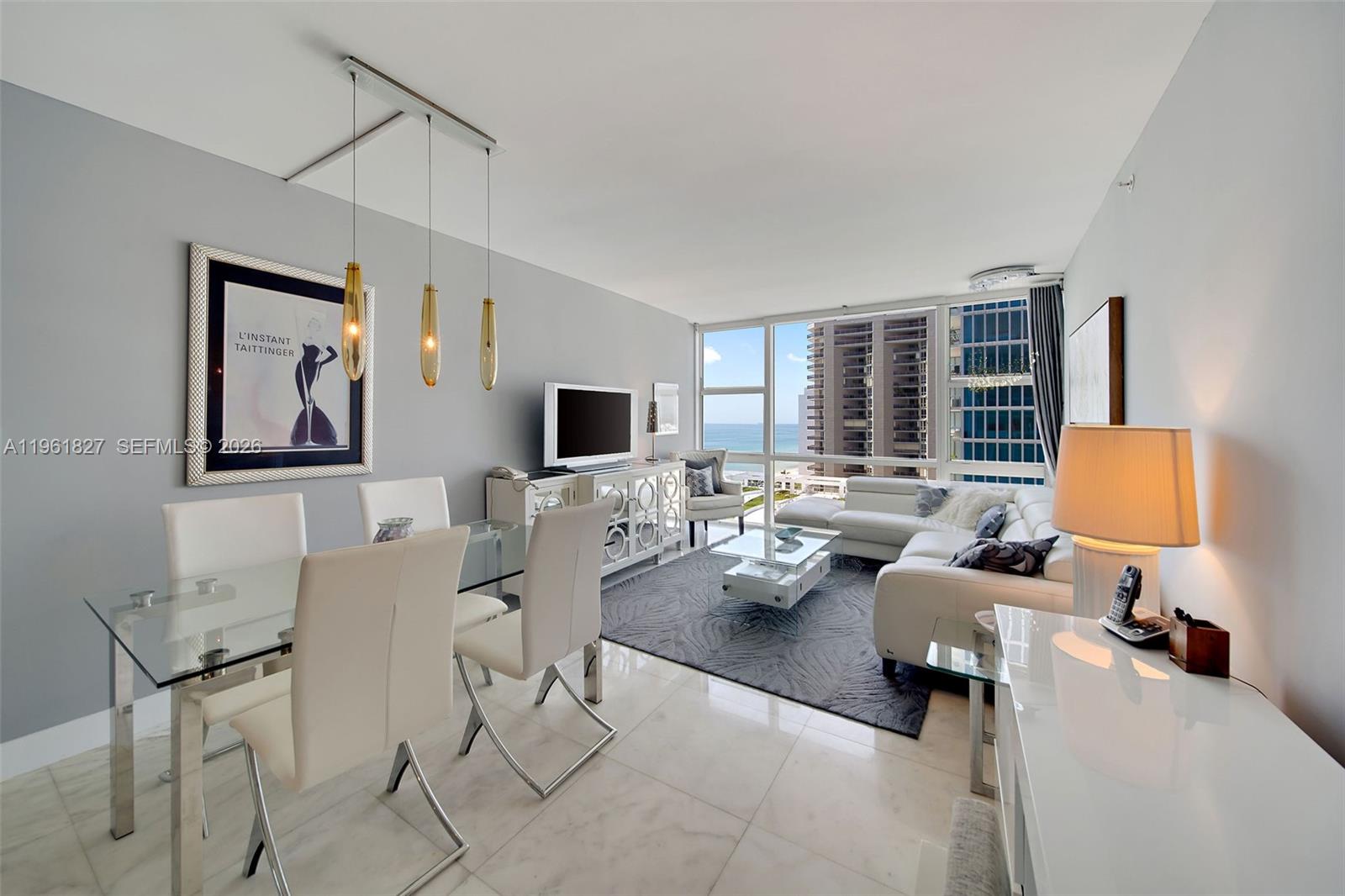 6801 Collins Ave Unit: 1110 (Door 1106)