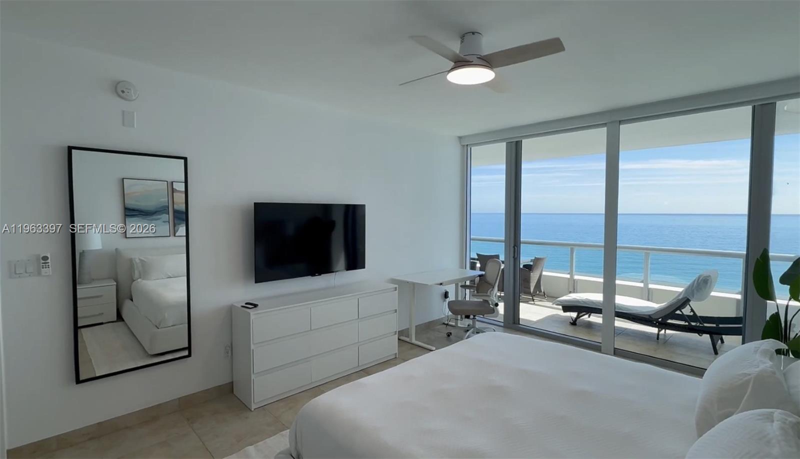 6799 Collins Ave # 1604