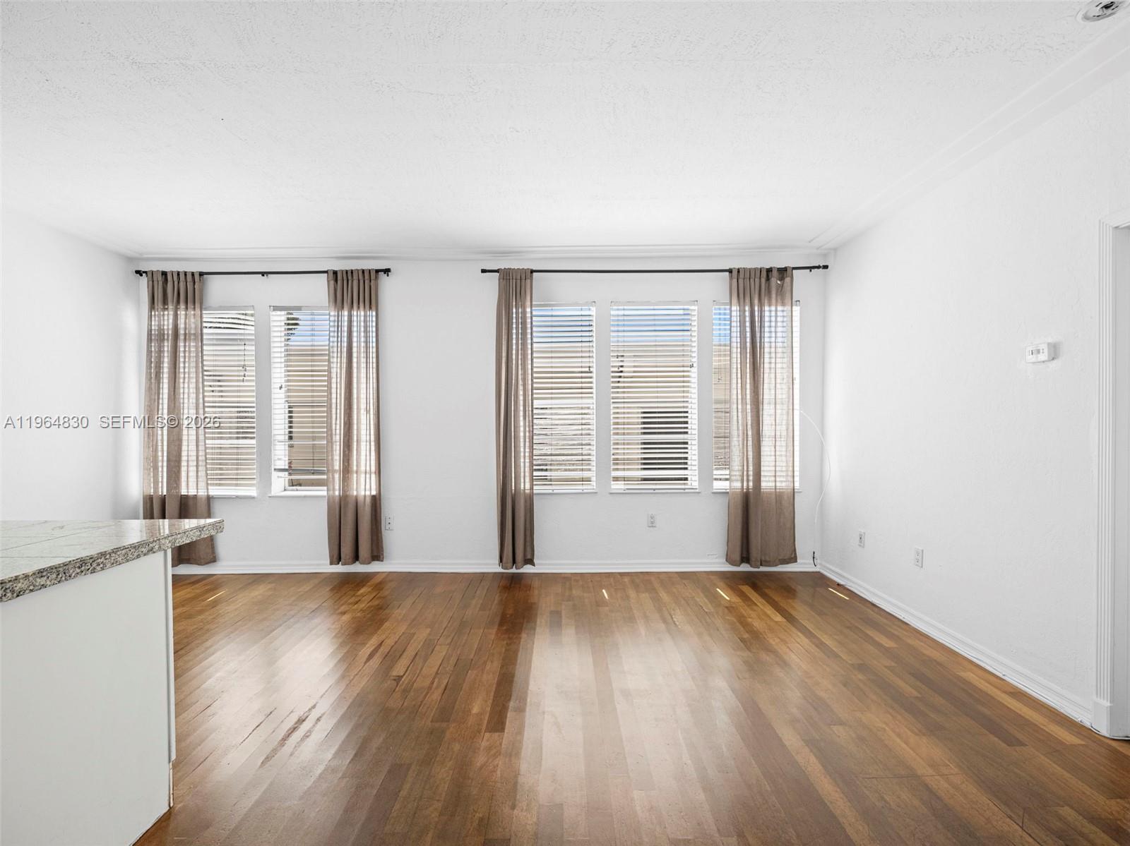 1027 Pennsylvania Ave # 206