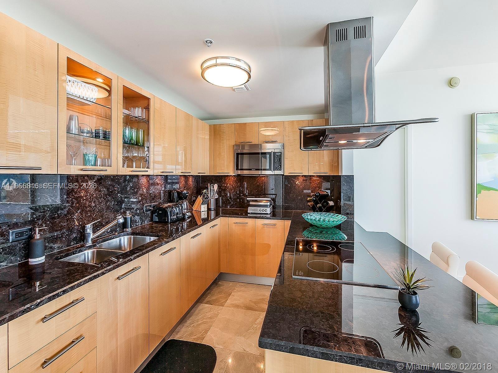 6899 Collins Ave # 1910
