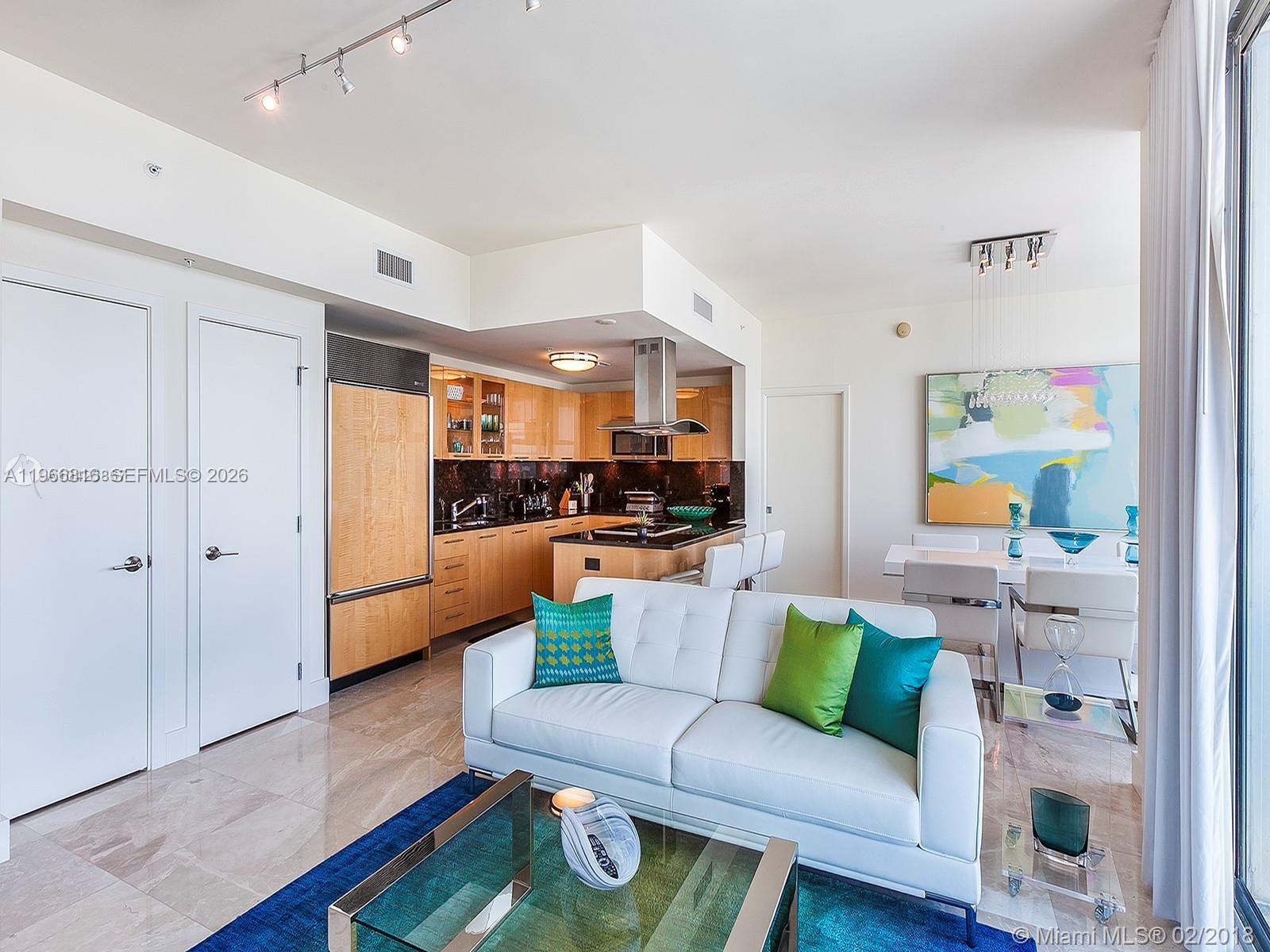 6899 Collins Ave # 1910