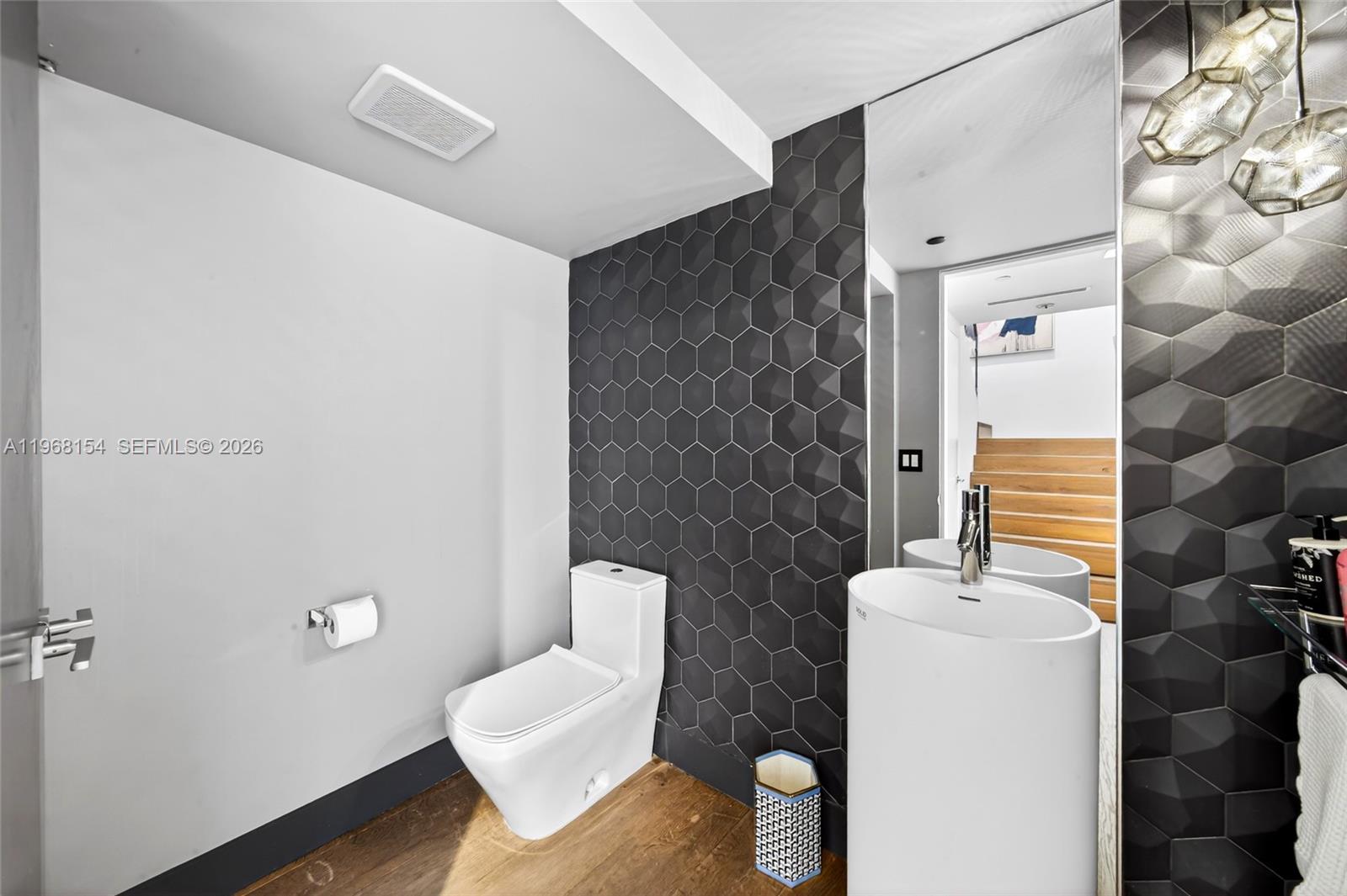 601 NE 36th St # 3407