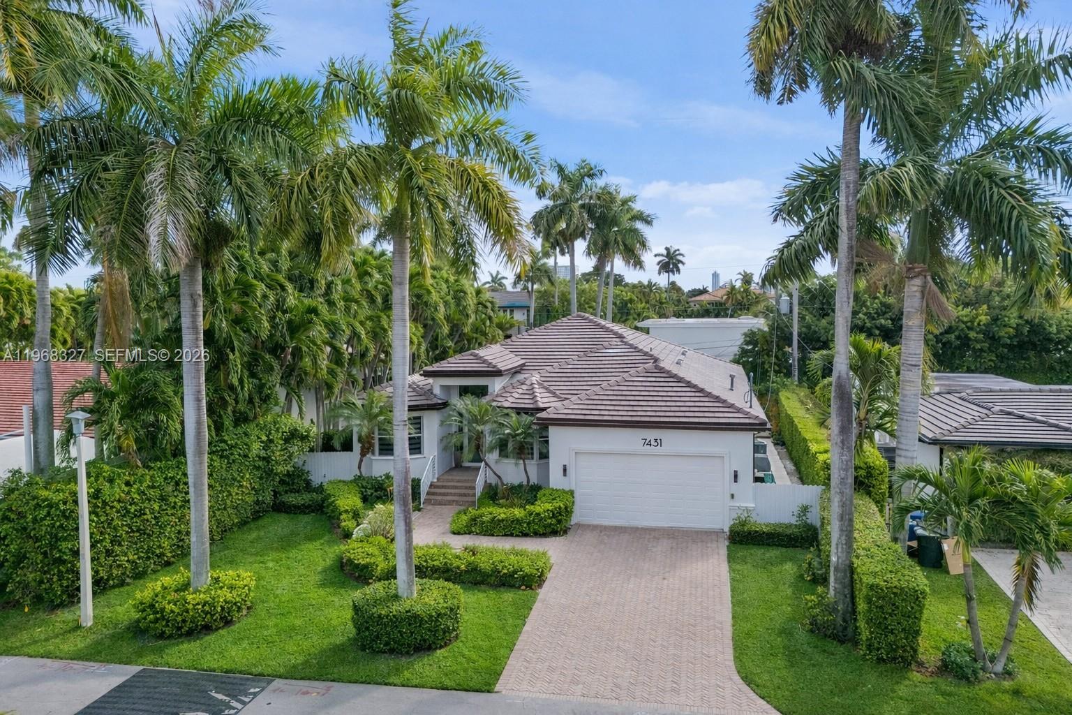 7431 Center Bay Dr