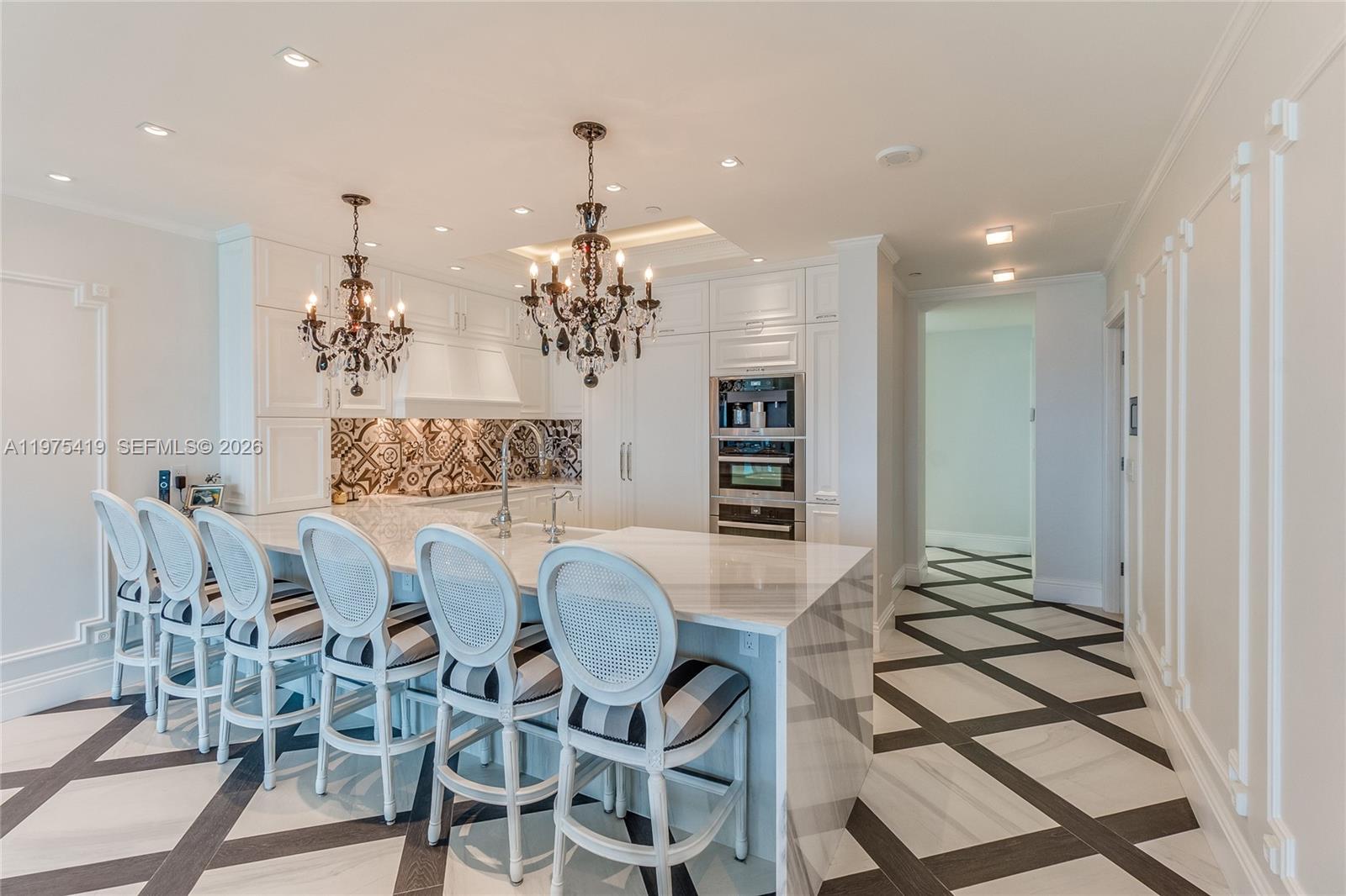 1455 Ocean Dr # 1607