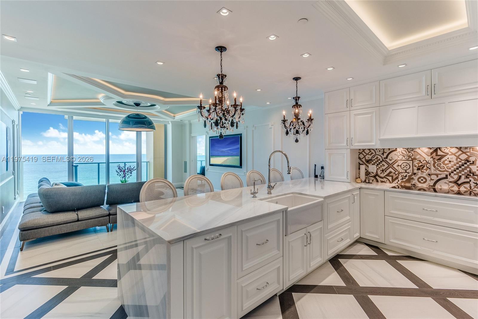 1455 Ocean Dr # 1607