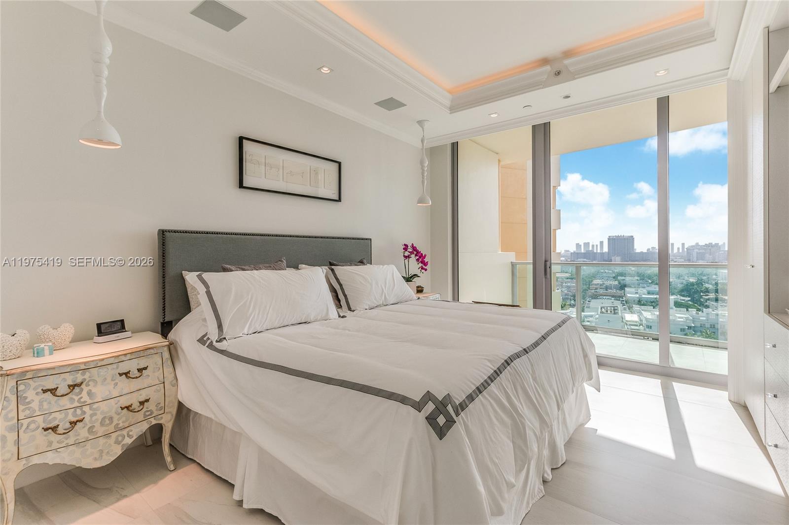 1455 Ocean Dr # 1607