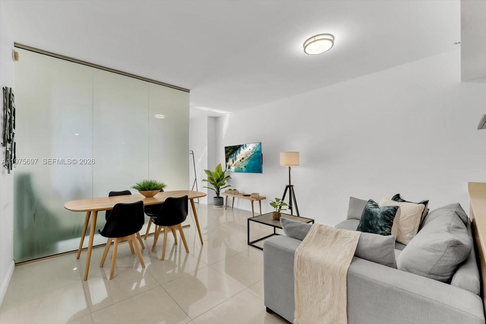 485 Brickell Ave # 1807