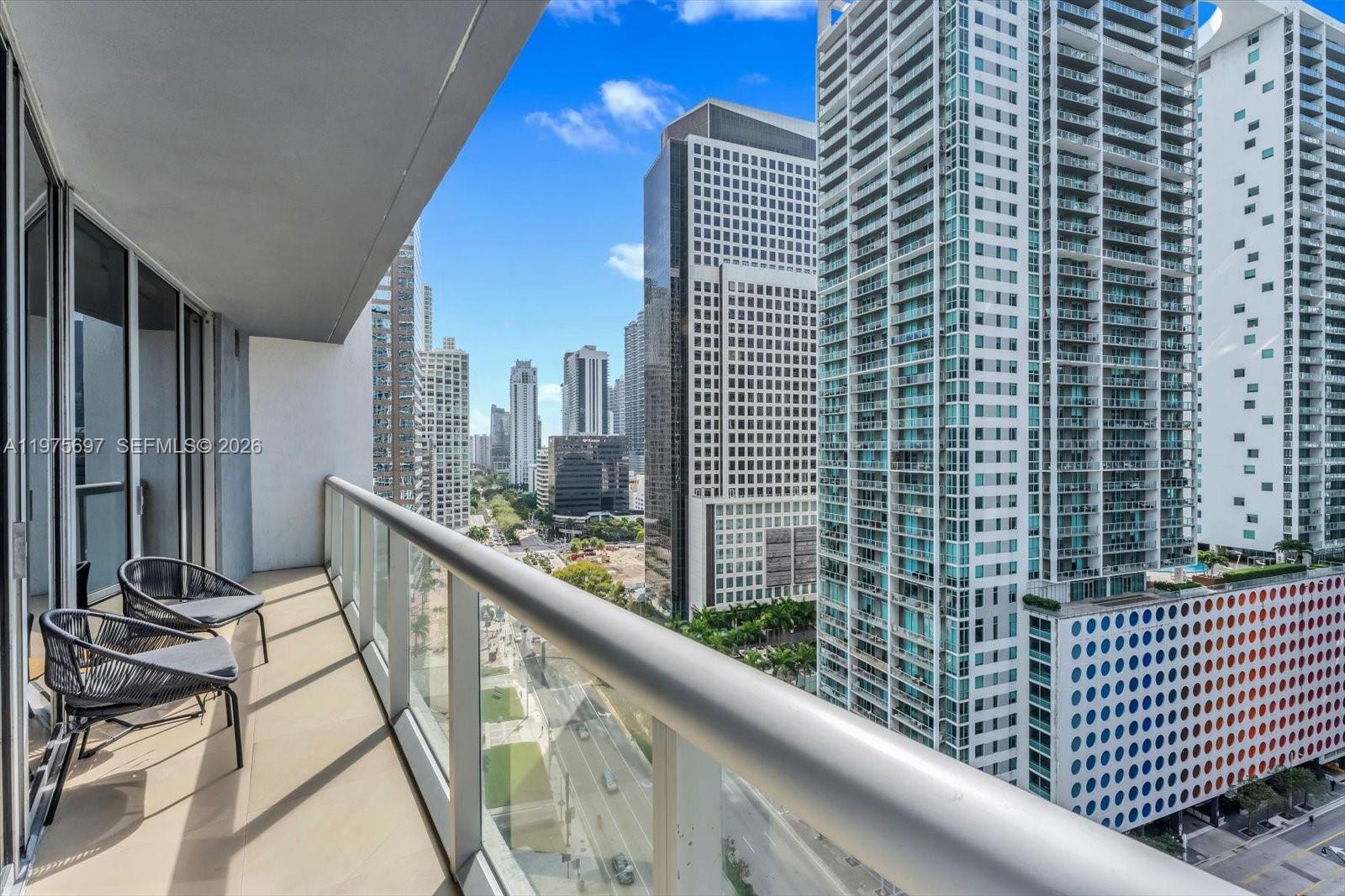 485 Brickell Ave # 1807