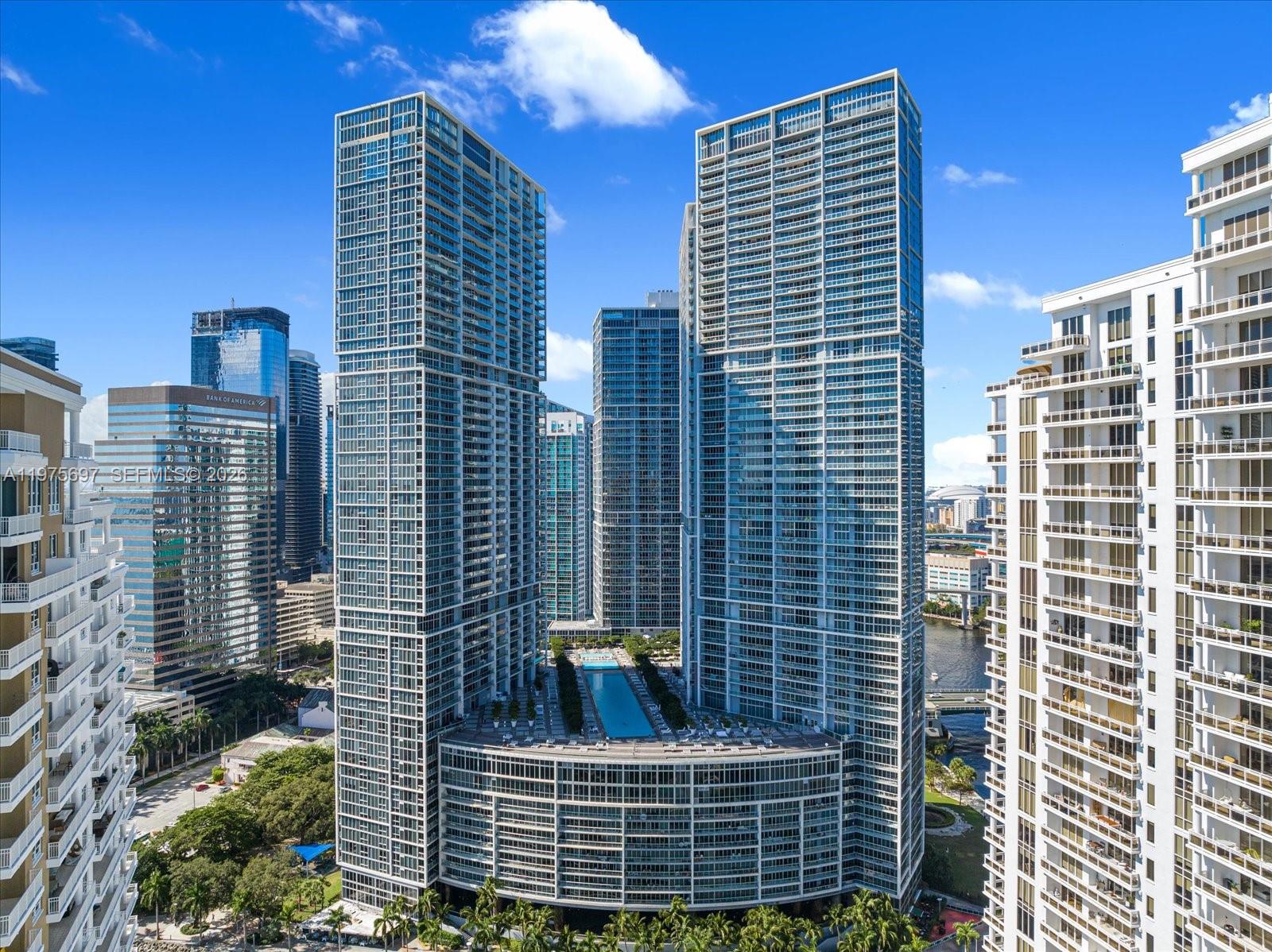 485 Brickell Ave # 1807