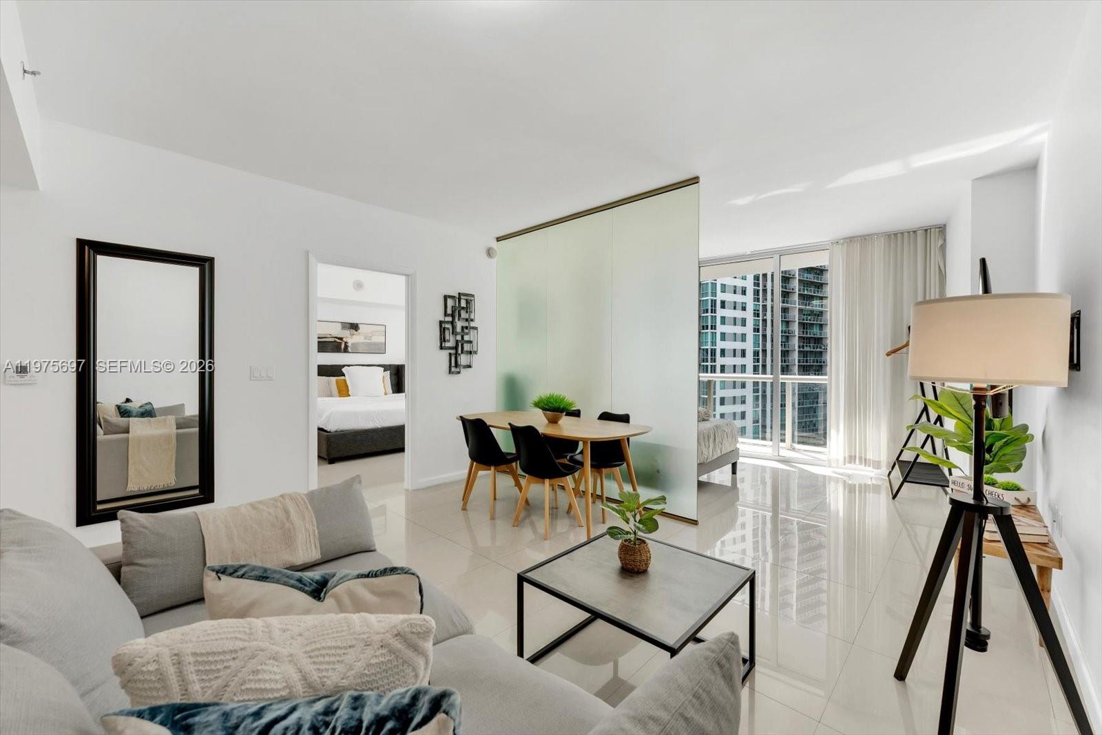 485 Brickell Ave # 1807