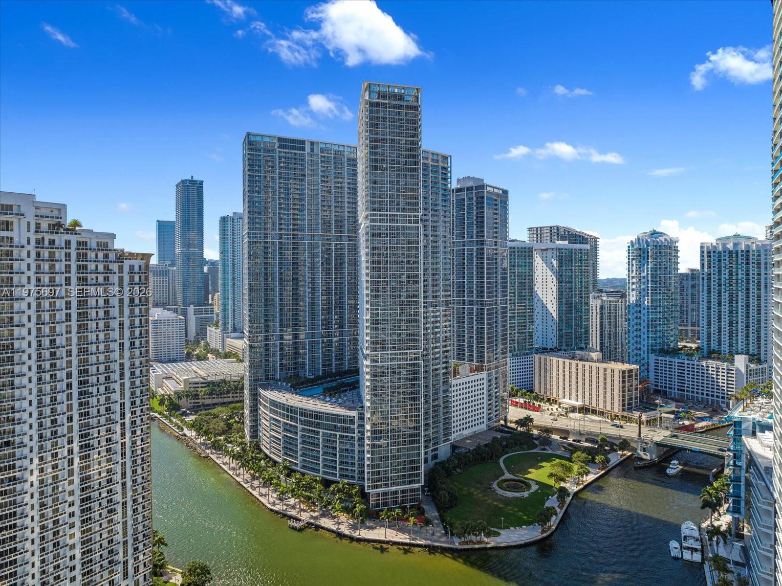 485 Brickell Ave # 1807