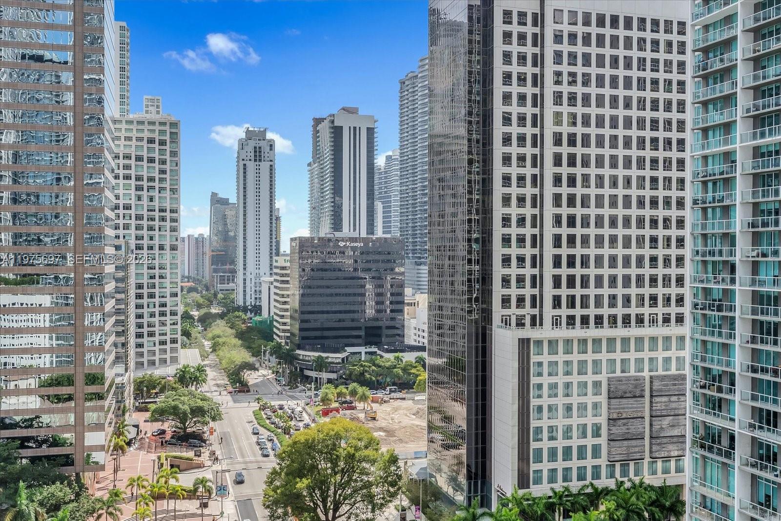 485 Brickell Ave # 1807