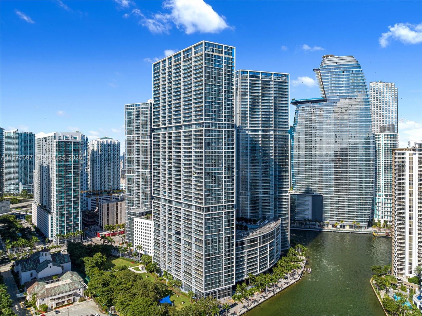 485 Brickell Ave # 1807
