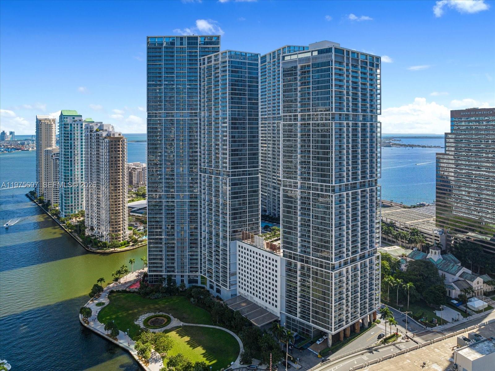 485 Brickell Ave # 1807