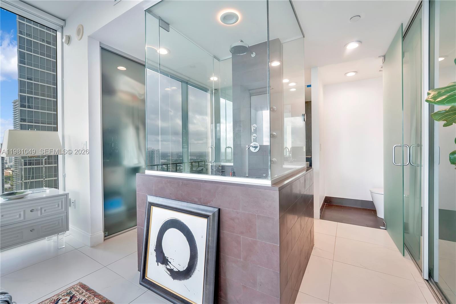 1040 Biscayne Blvd # 3306