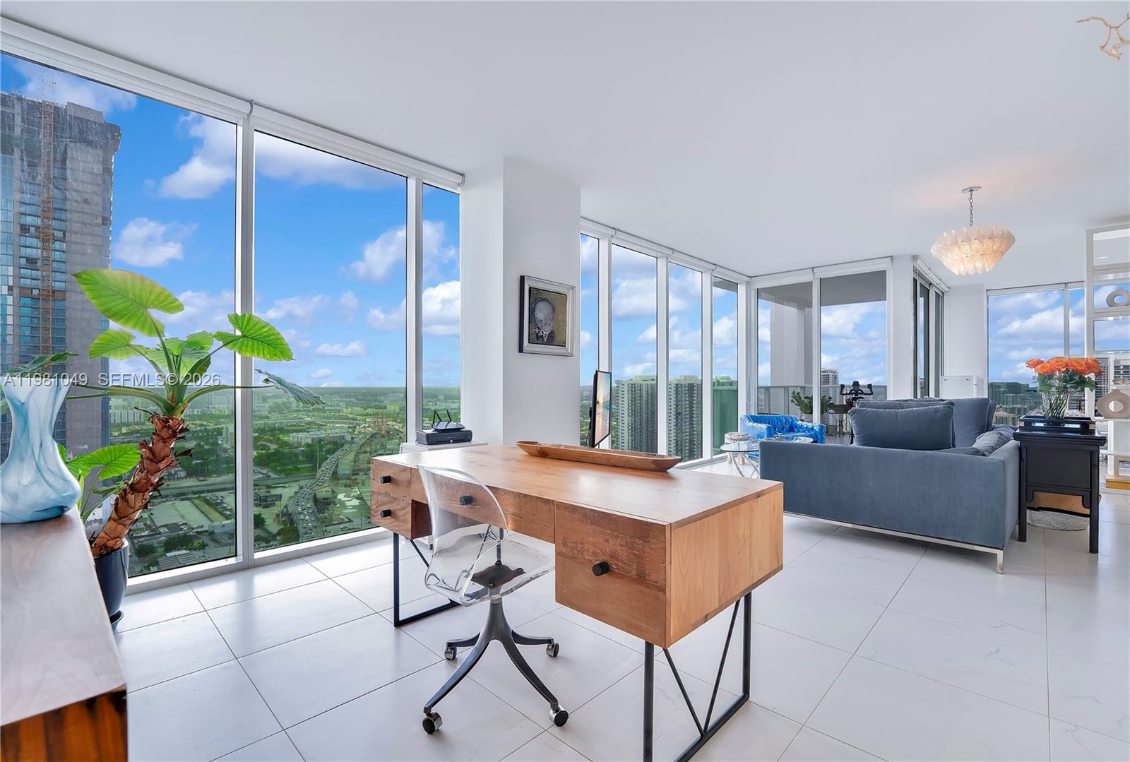1040 Biscayne Blvd # 3306