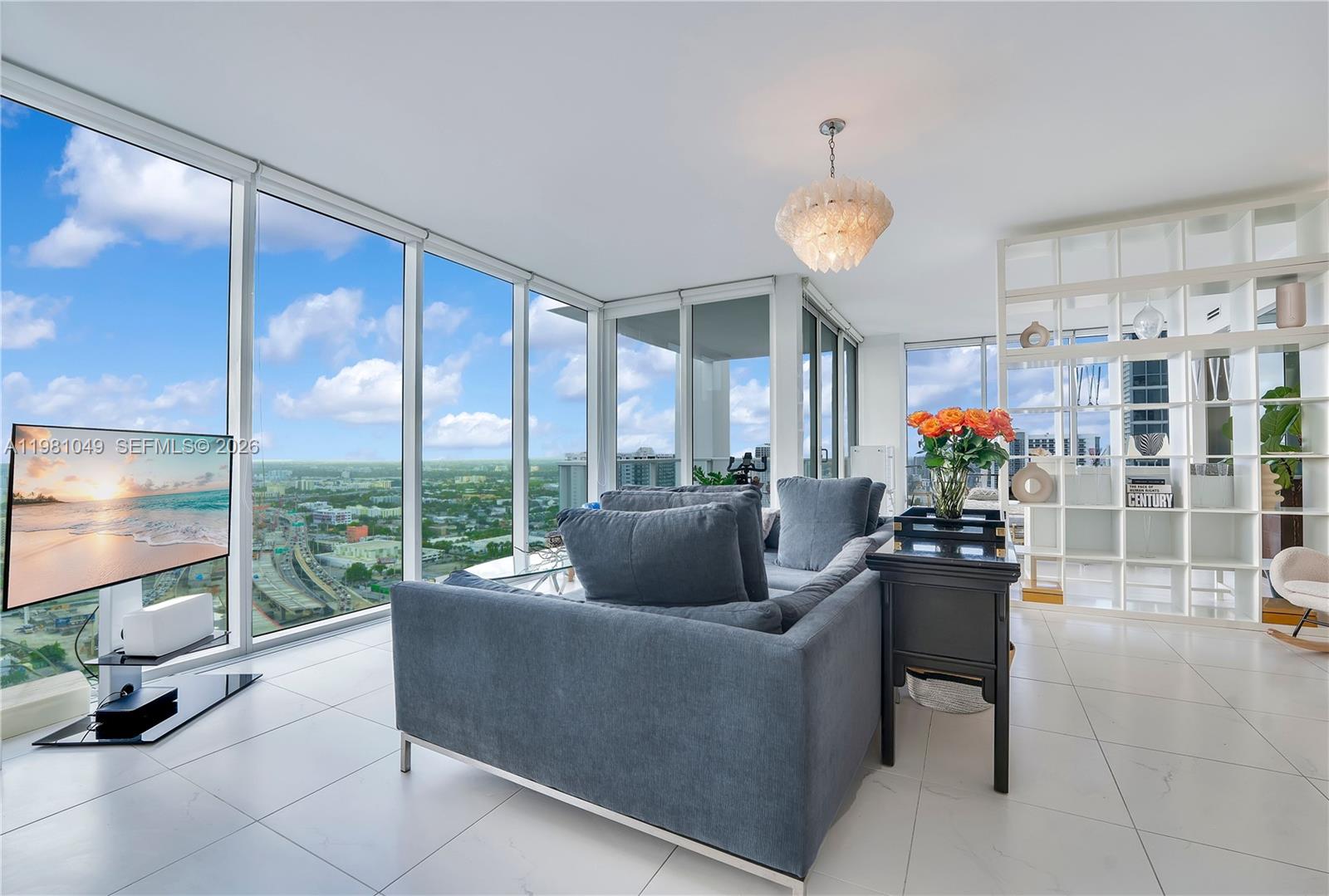 1040 Biscayne Blvd # 3306