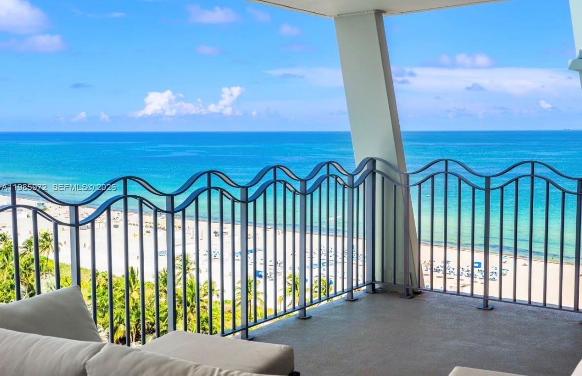 1500 Ocean Dr # 5 Unit: UPH-5