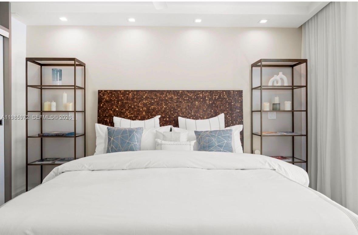 1500 Ocean Dr # 5 Unit: UPH-5