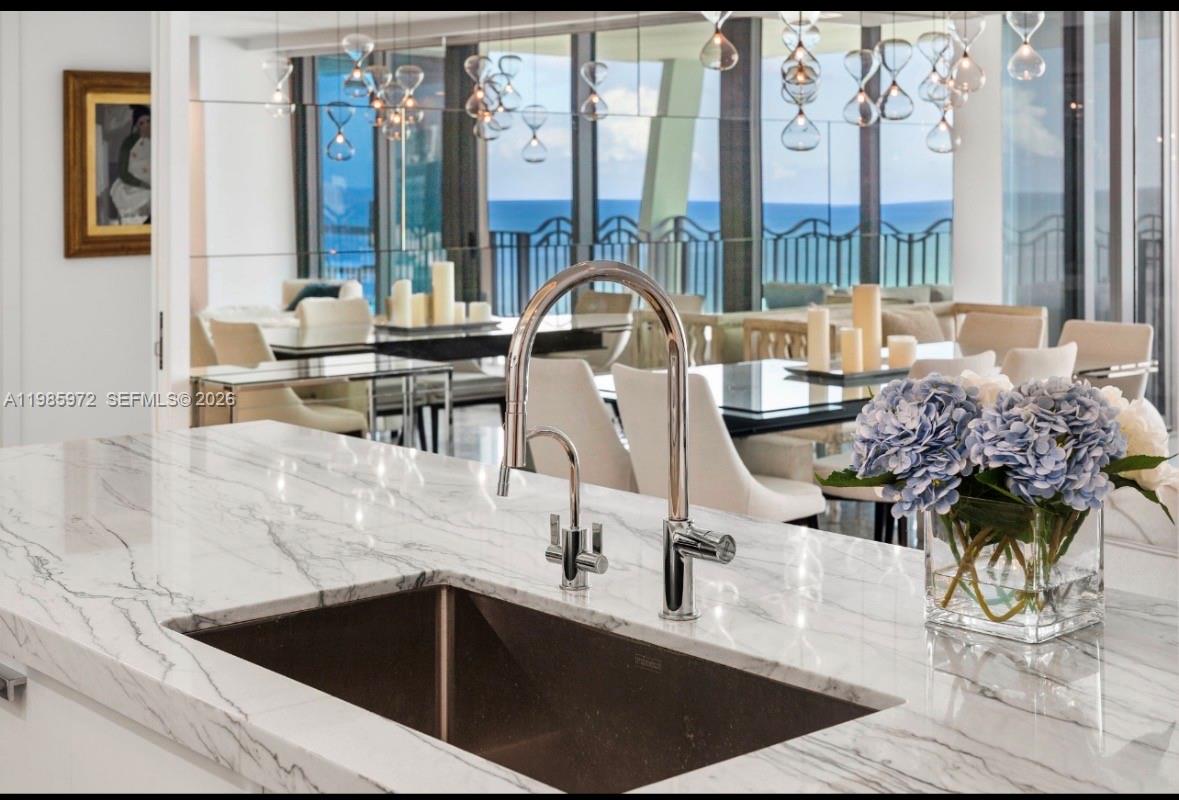 1500 Ocean Dr # 5 Unit: UPH-5