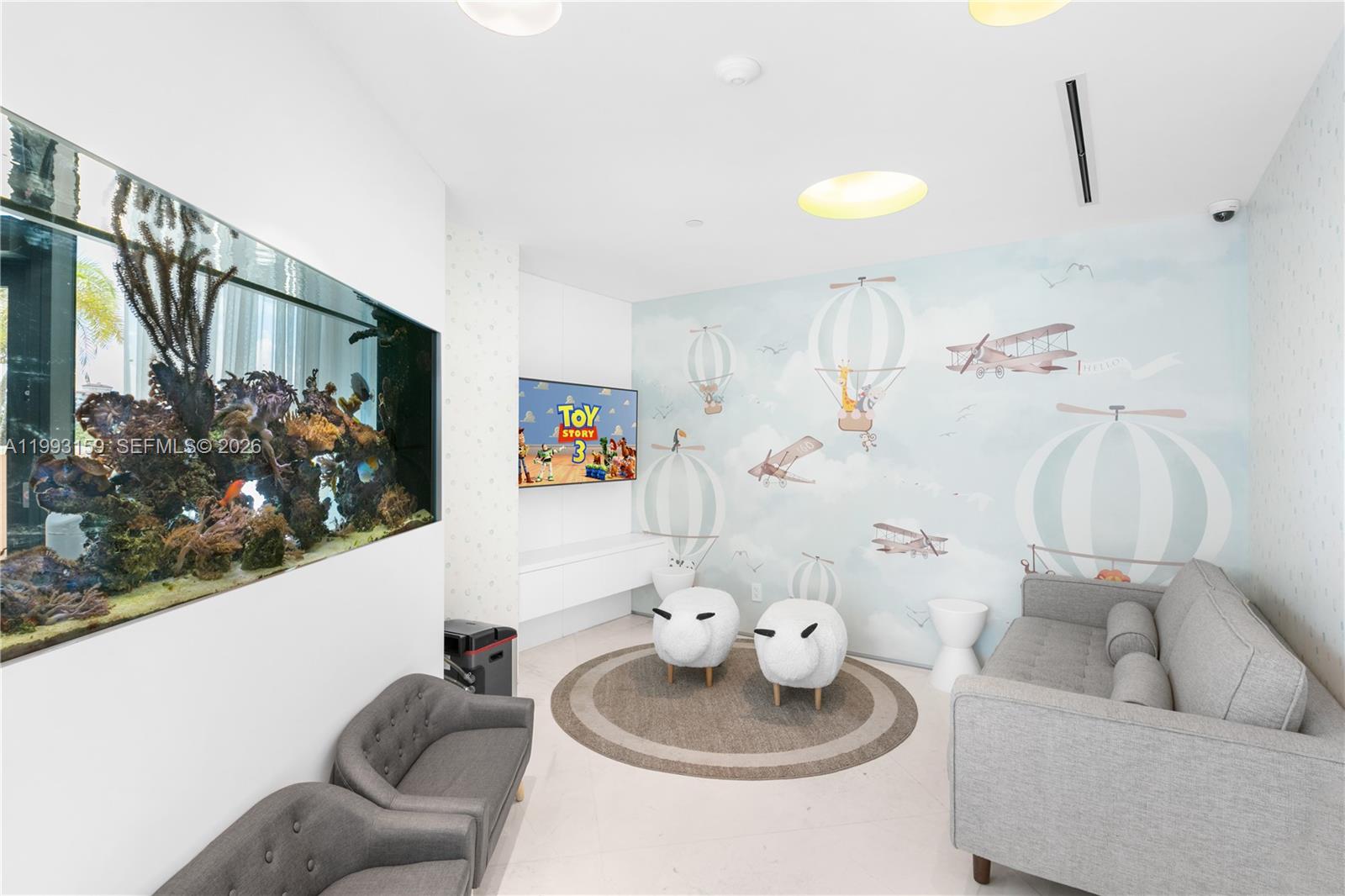 300 S Pointe Drive # 801