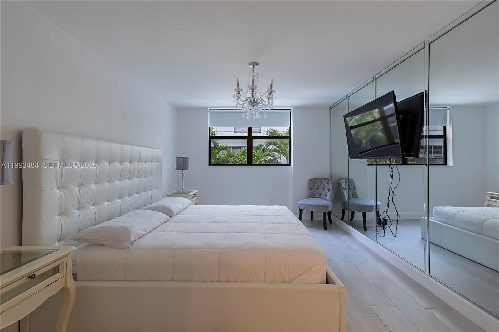 1621 Collins Ave # 206