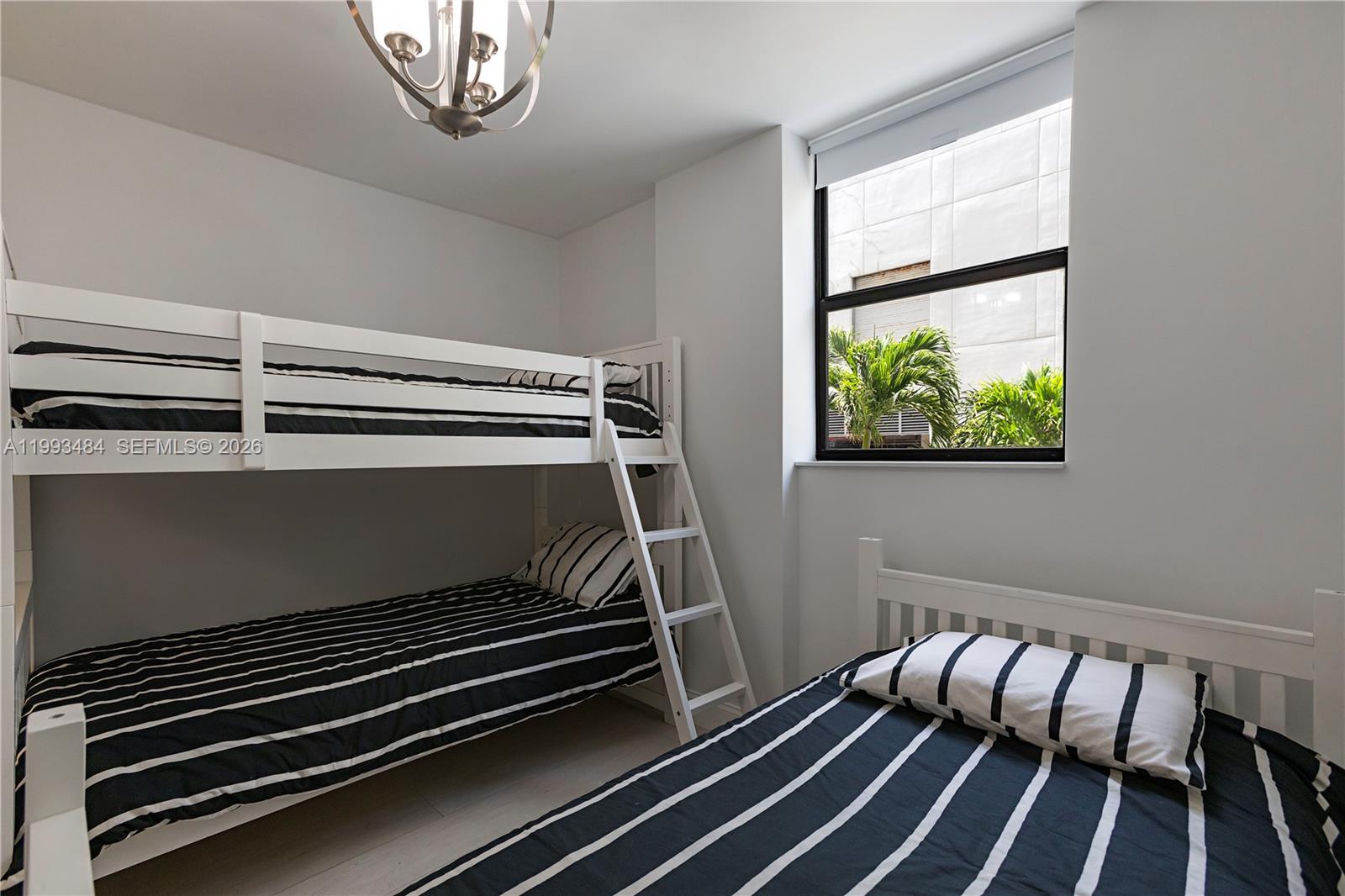 1621 Collins Ave # 206
