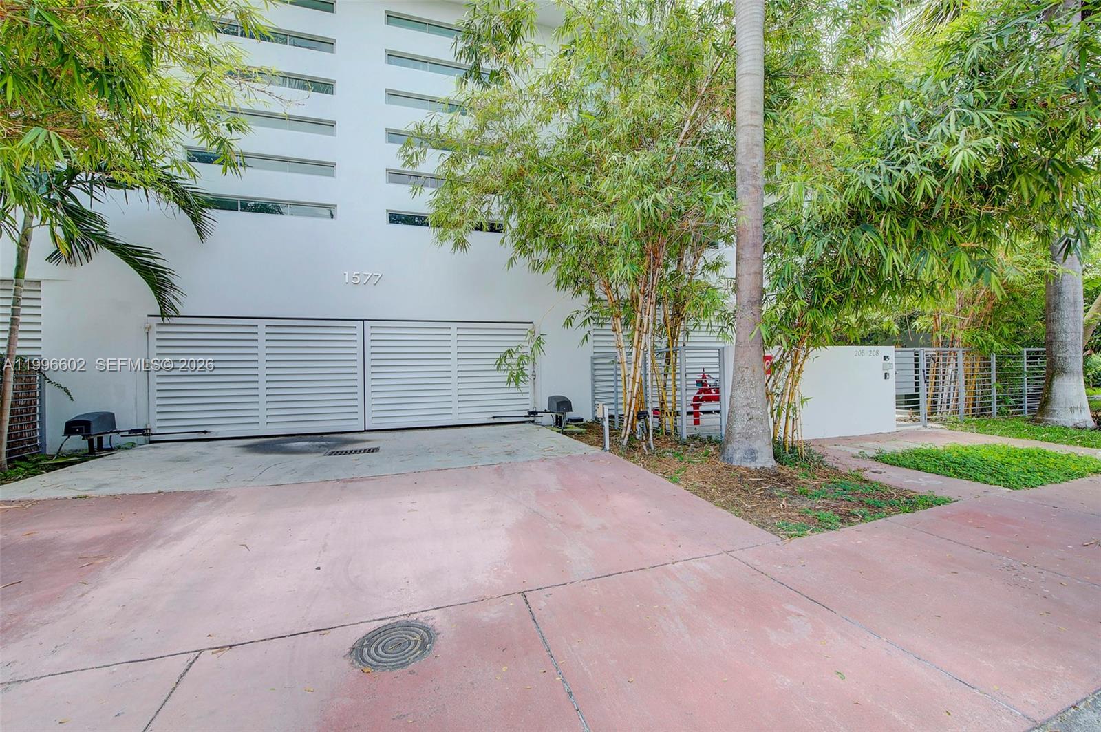 1577 Bay Rd # 201