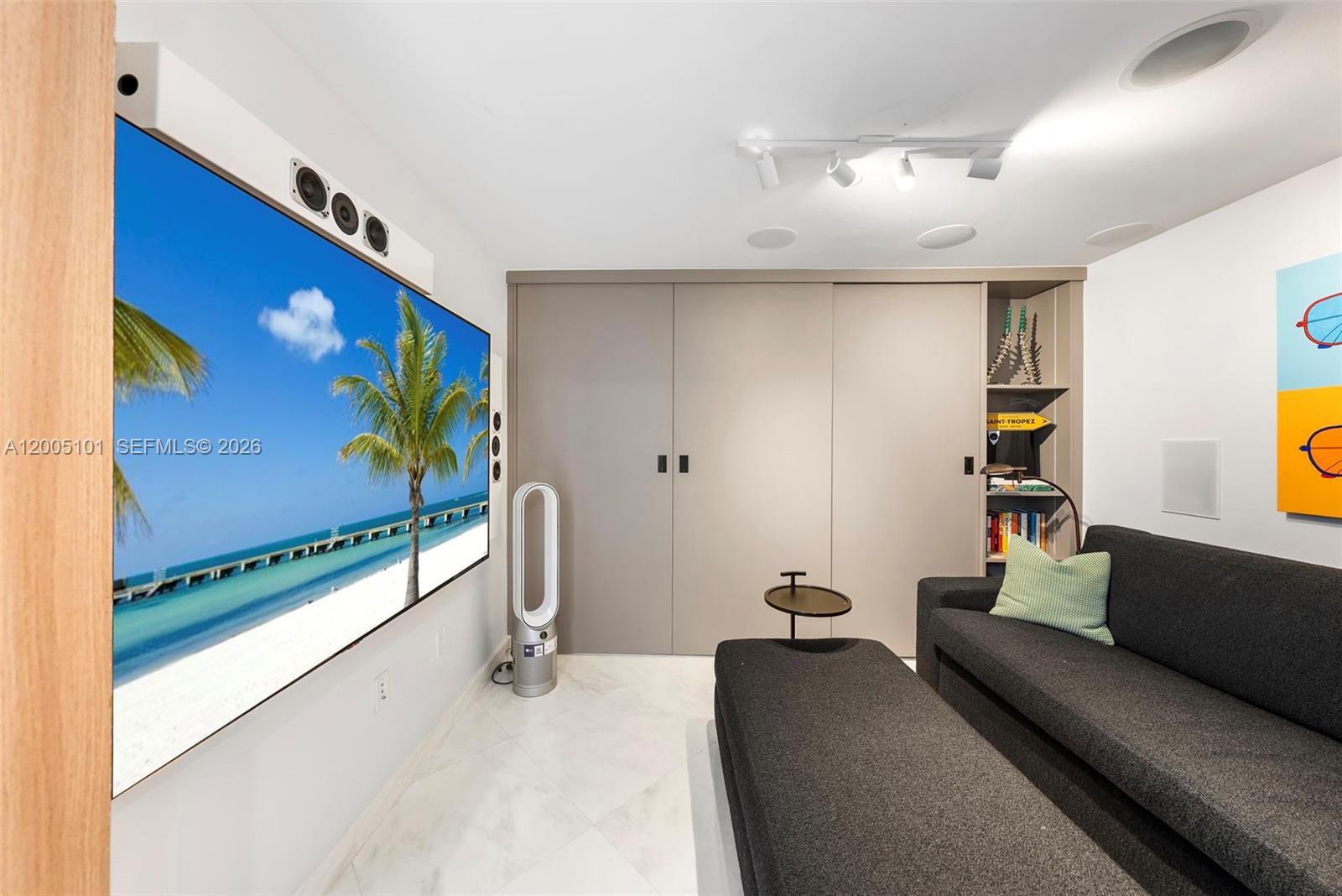 520 West Ave # 2202