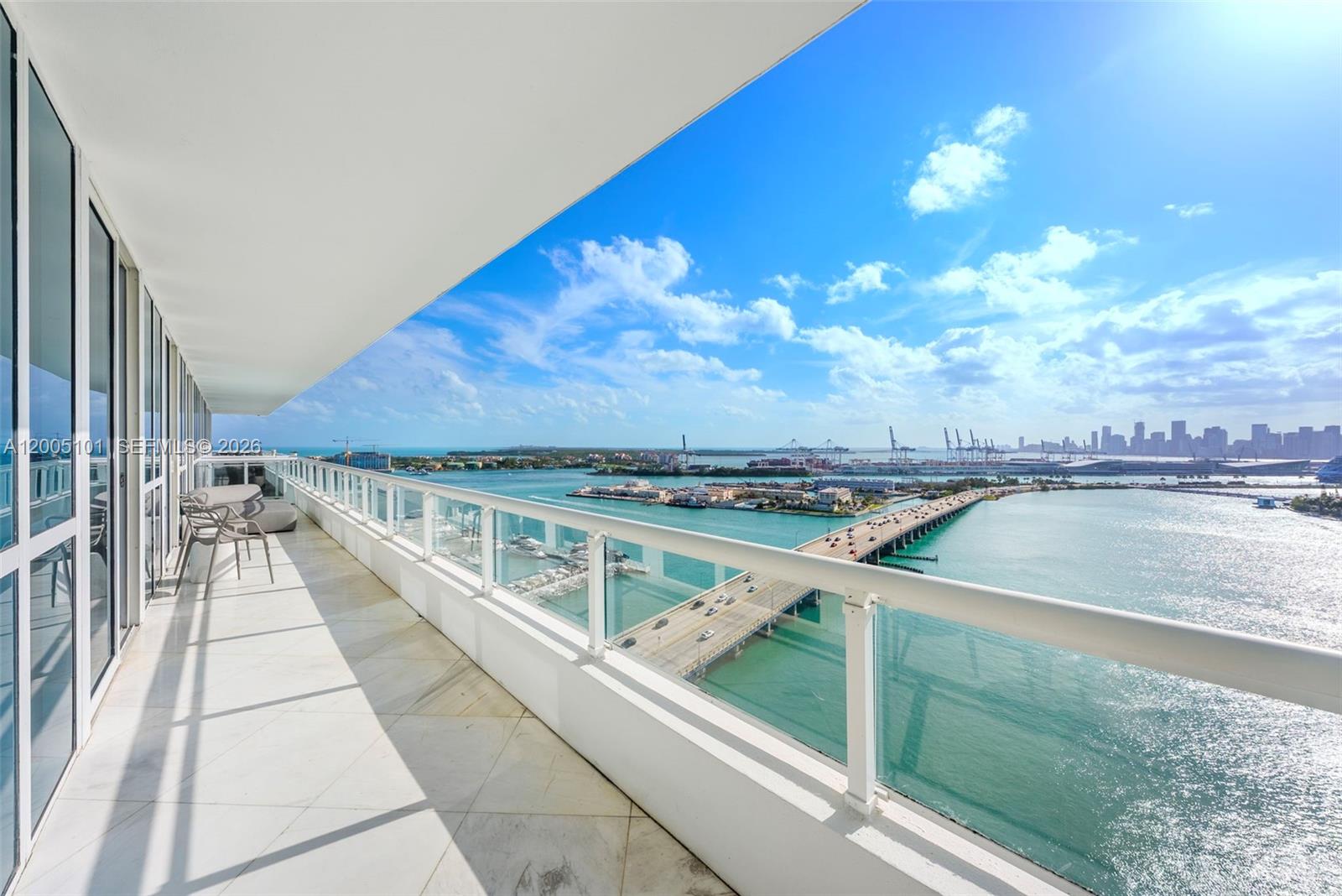 520 West Ave # 2202