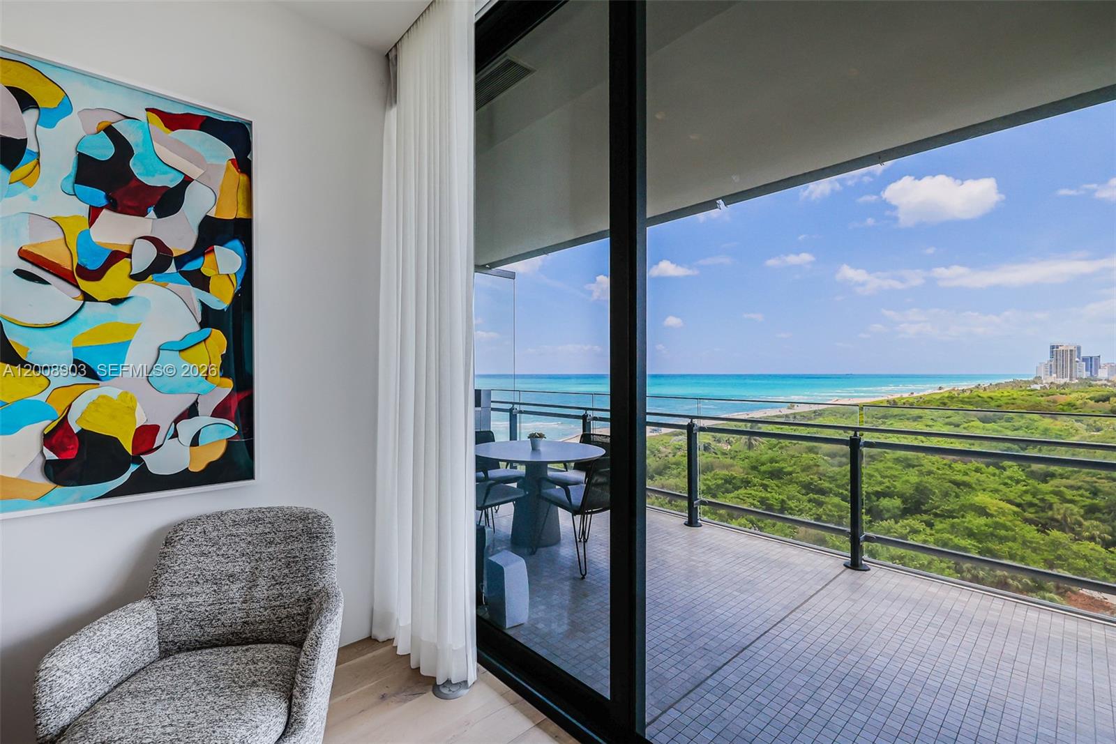 8701 Collins Ave # 904