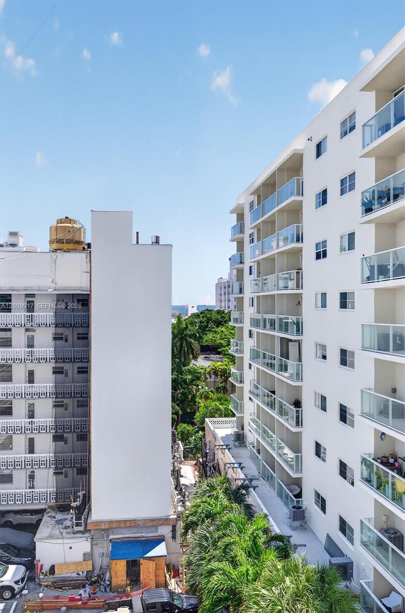 1775 Washington Ave # 7B