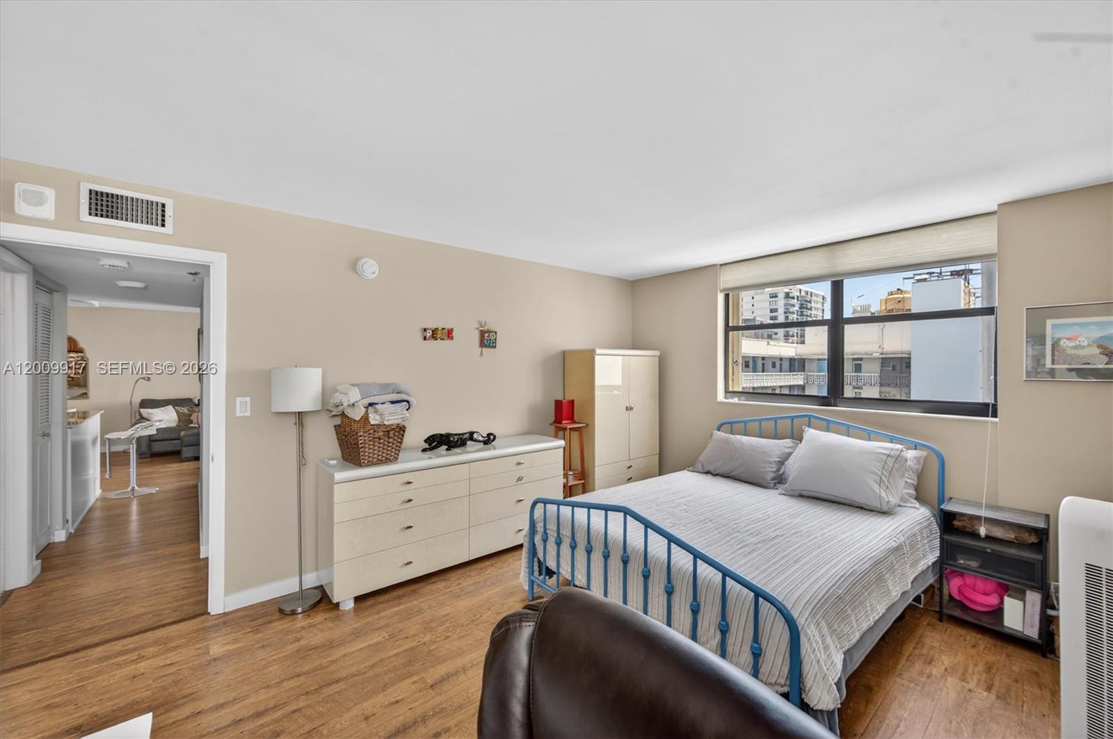 1775 Washington Ave # 7B